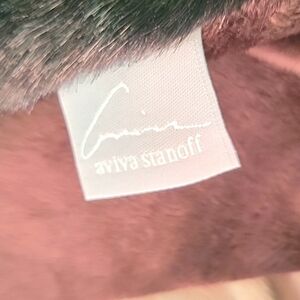 Aviva Stanoff luxury throw NWOT